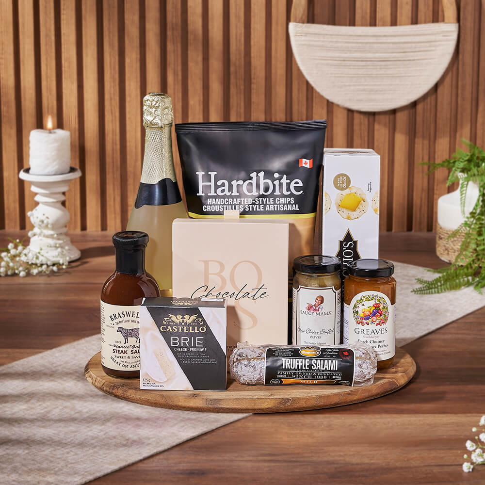 Sparkling Wine and Brie Gift Basket, Vermont – how the gift is presented