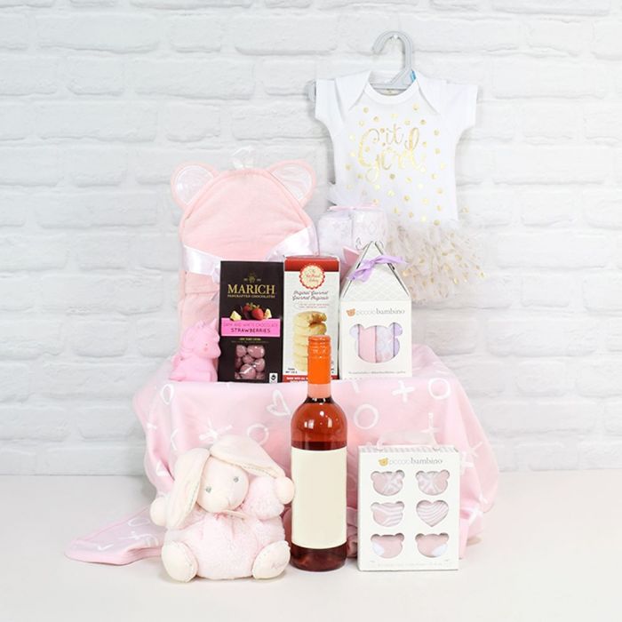 Pink Baby Girl Wine Basket – how the gift is presented