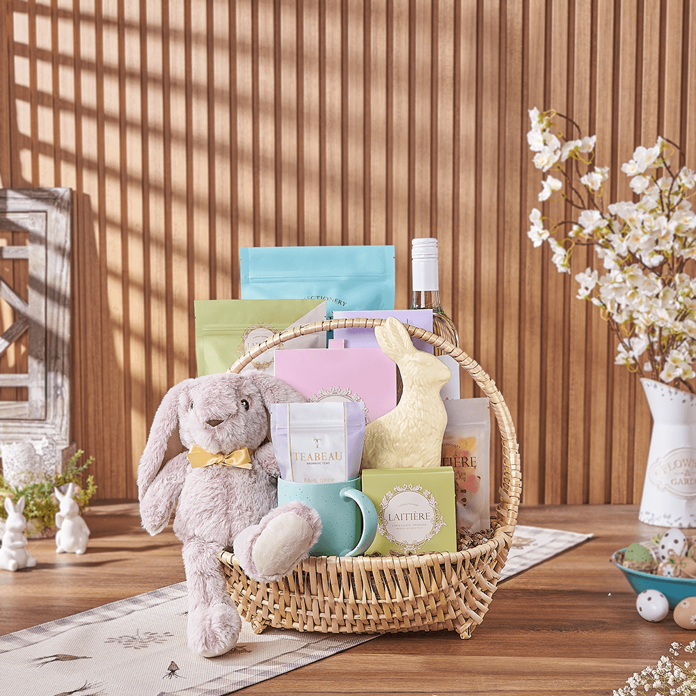 Wine and Sweet Easter Gift Basket – how the gift is presented