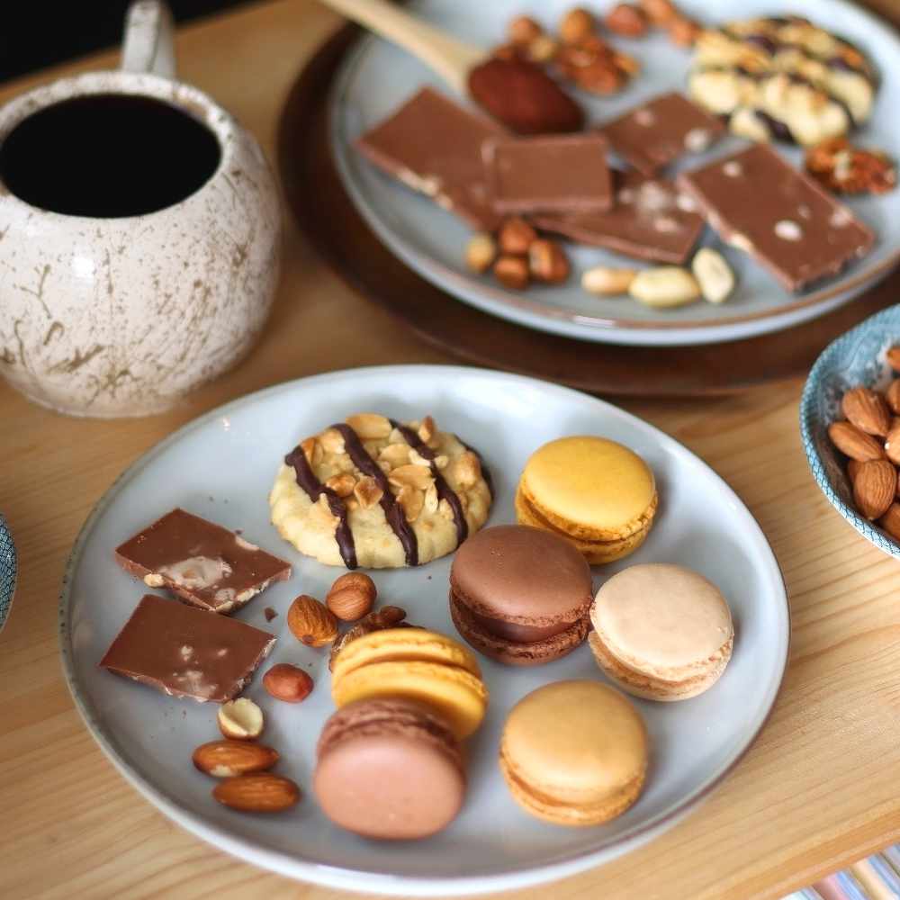 Gourmet gifts, coffee, chocolates, pastries, nuts, fruits, Milton Gift Baskets Delivery Gourmet gifts, coffee, chocolates, pastries, nuts, fruits, Milton Gift Baskets Delivery