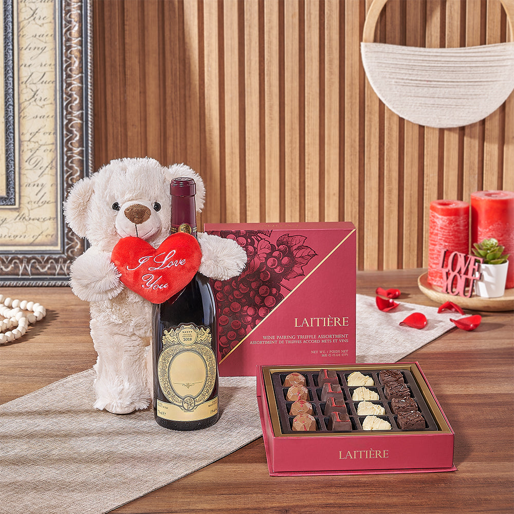 Wine Basket with Valentine's Bear – how the gift is presented