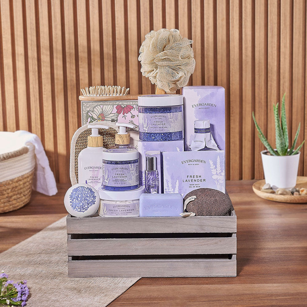 Lavender Aromatic Spa Gift Basket – how the gift is presented