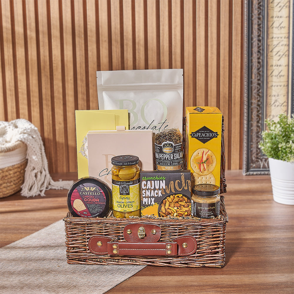 Chocolate and Savory Snack Gift Basket – how the gift is presented