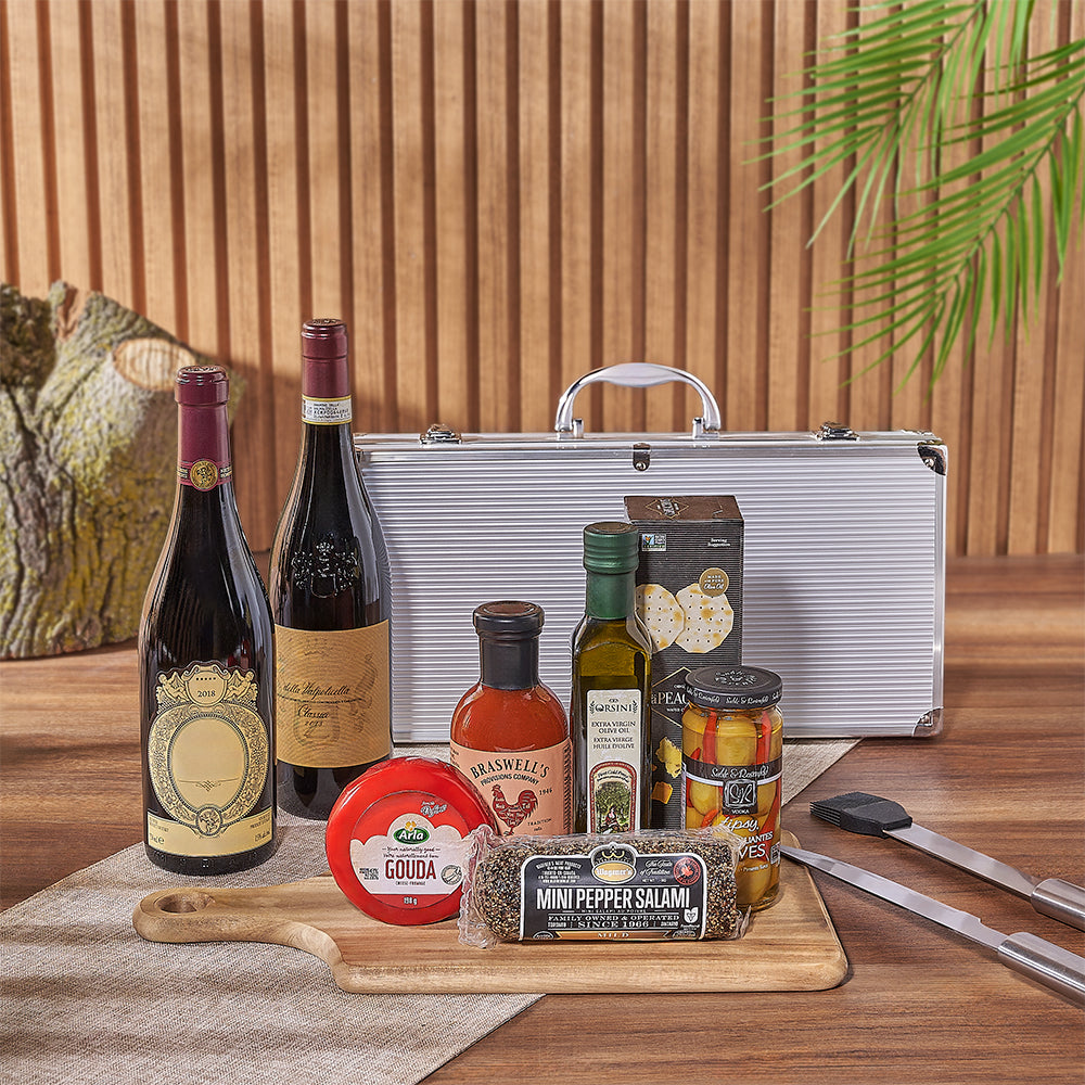 Two-Bottle Wine with BBQ Basket – how the gift is presented