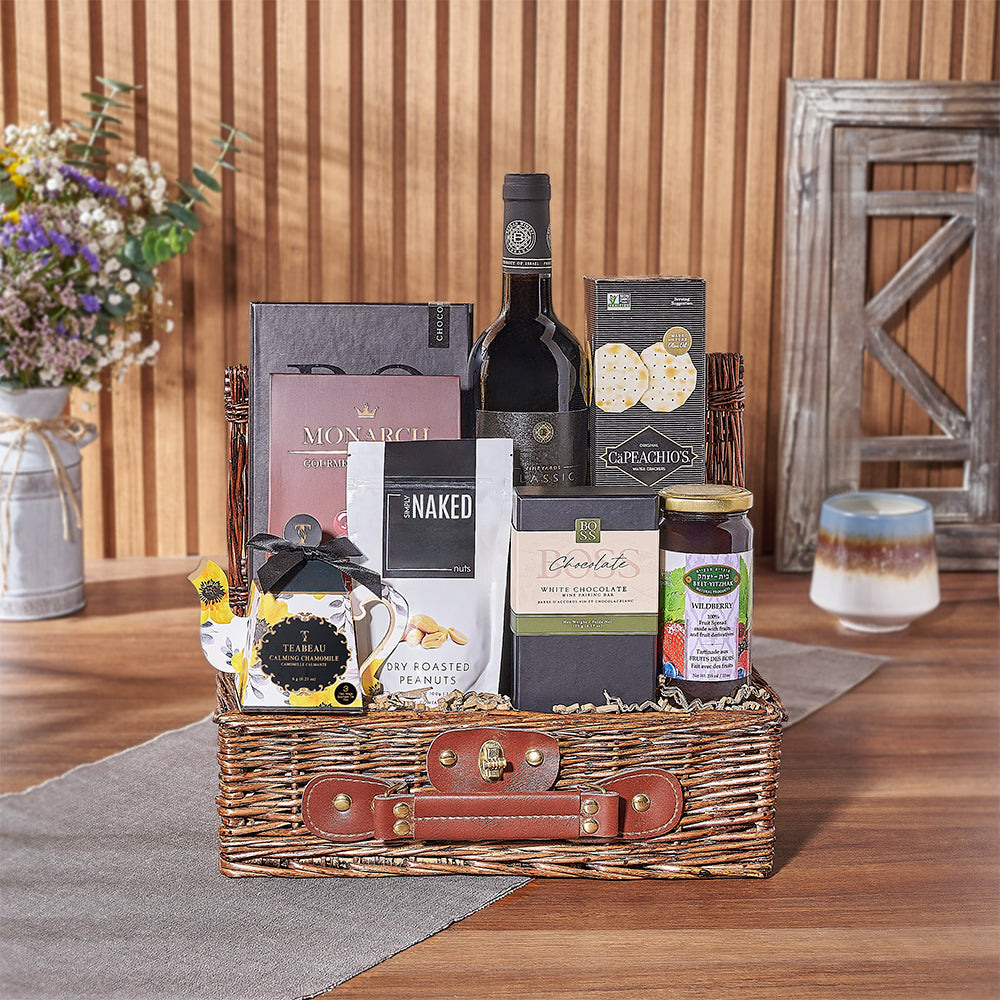 Kosher Wine and Premium Snacks Basket – how the gift is presented