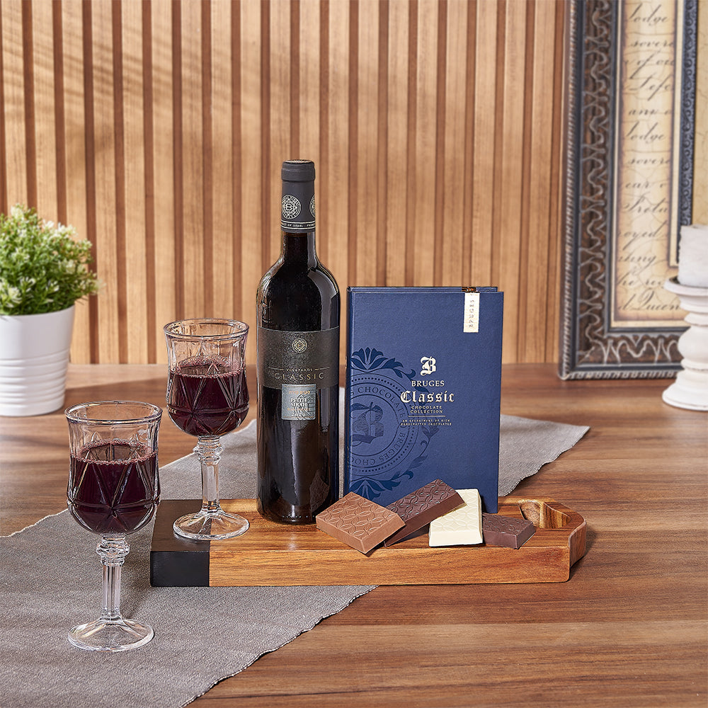 Kosher Wine Gift Basket Featuring Chocolate – how the gift is presented