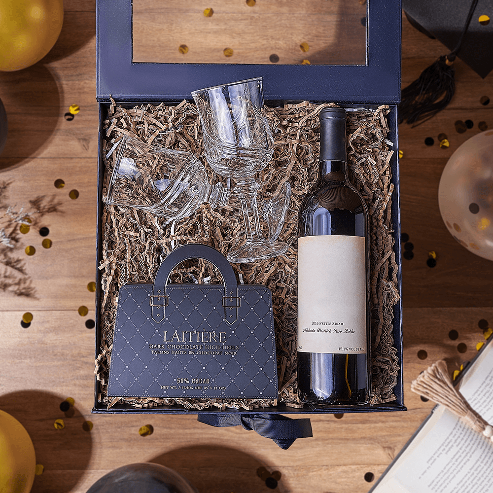 Graduation Wine with Dark Chocolate Heels – how the gift is presented