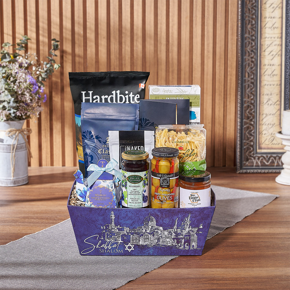 Premium Kosher Gourmet Treats Gift Basket – how the gift is presented