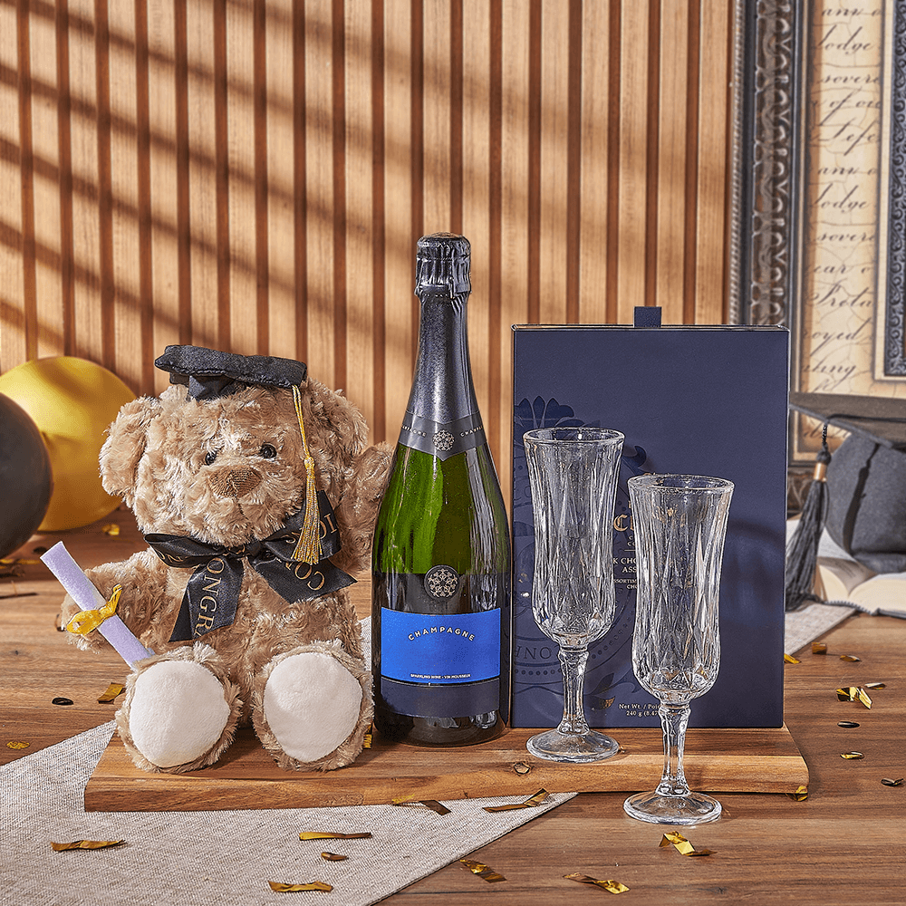 Graduation Sparkling Wine Gift Basket – how the gift is presented