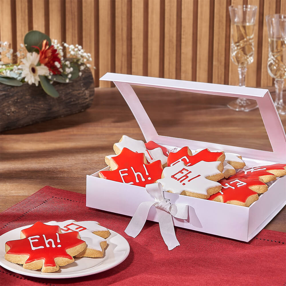 Festive Maple Leaf Cookie Gift Basket – how the gift is presented