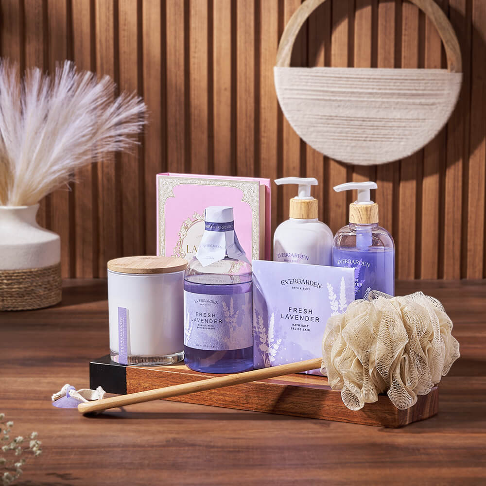 Luxury White Chocolate Bars Gift Basket with Lavender Spa – how the gift is presented