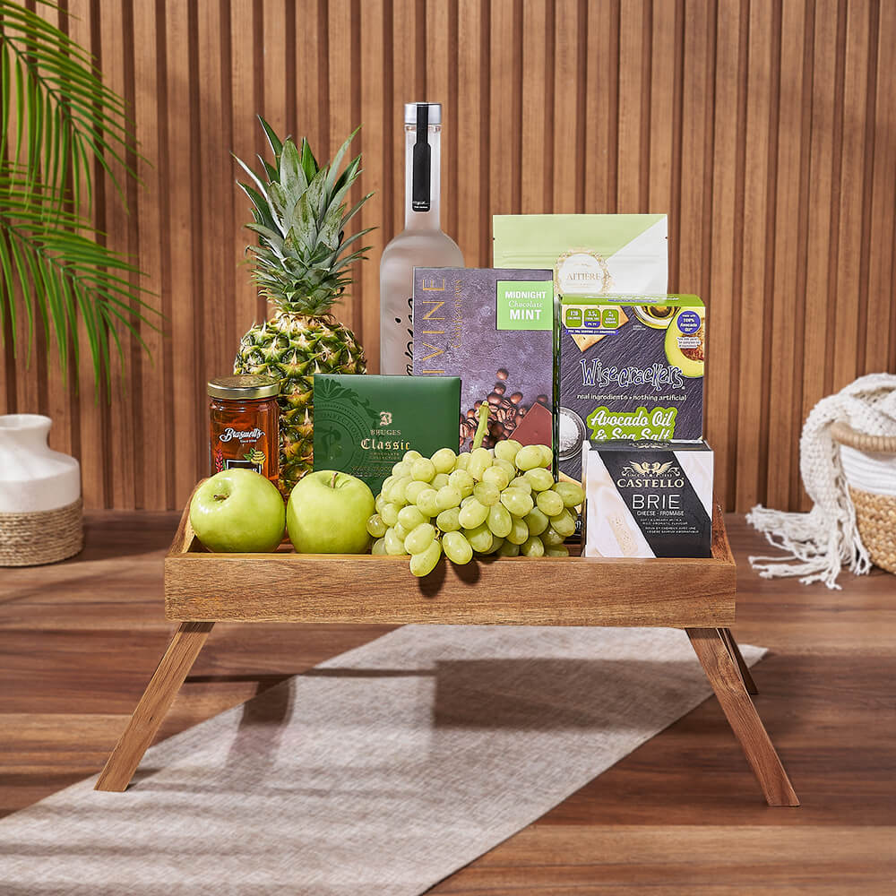 Vodka and Artisan Snacks Gift Basket with Wooden Tray – how the gift is presented
