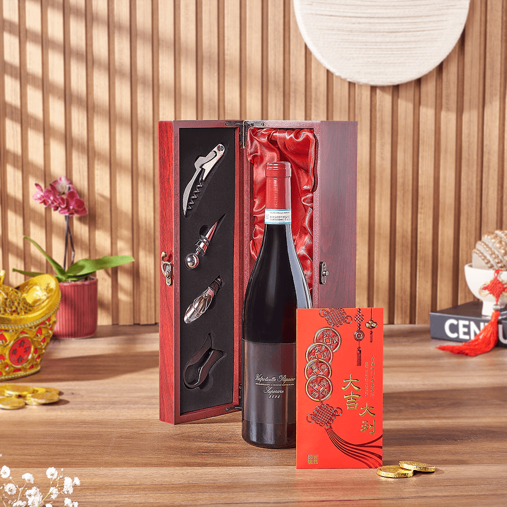 Lunar New Year Festive Wine Box – how the gift is presented
