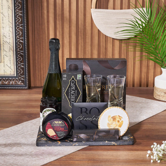 Oakridge Elegant Champagne Basket, champagne gift, champagne, sparkling wine gift, sparkling wine, chocolate gift, chocolate, Vermont Delivery