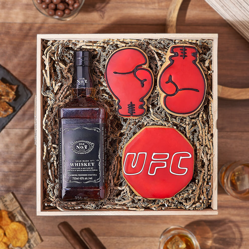 Whiskey with Boxing Cookies Set – how the gift is presented