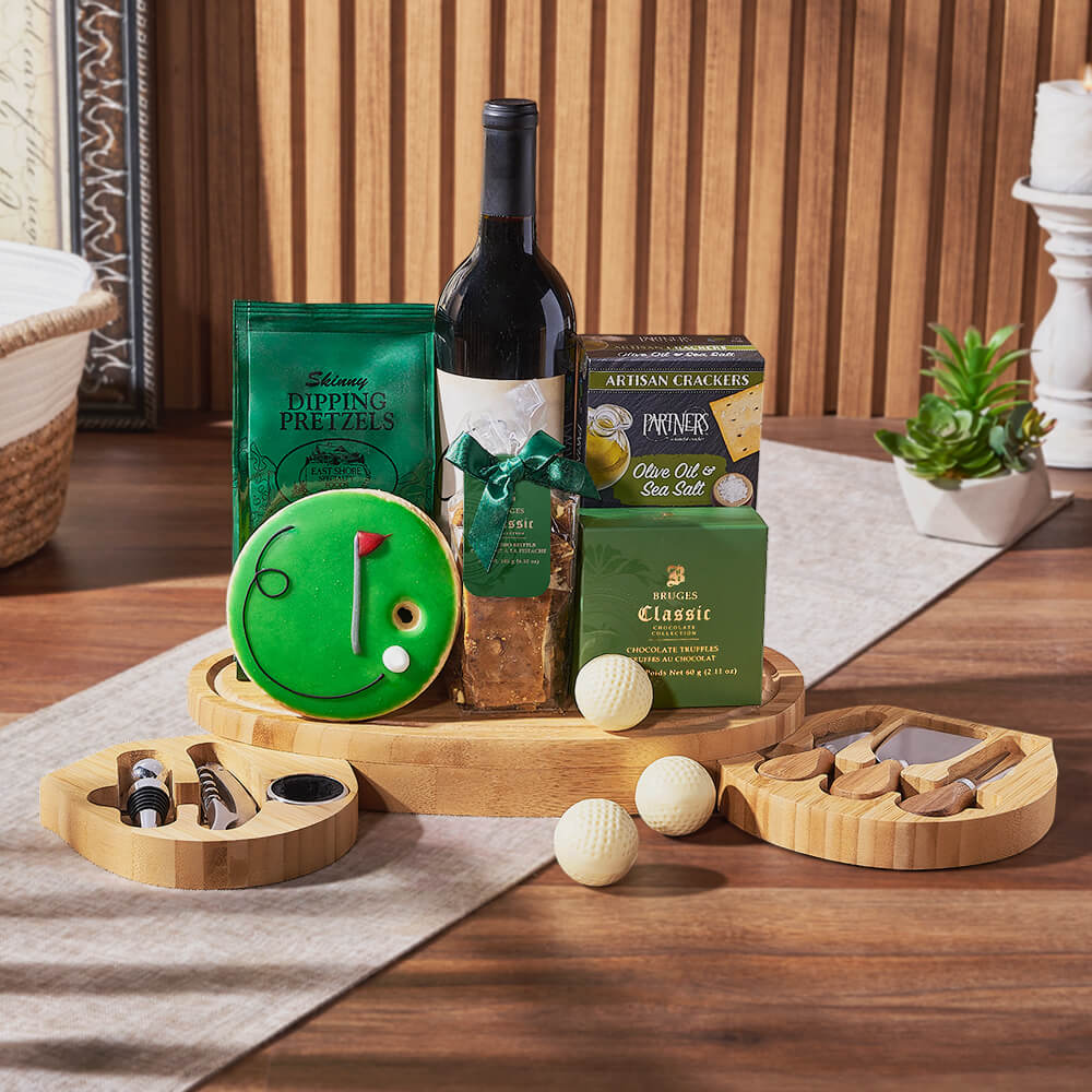 Golf Wine and Snack Basket – how the gift is presented