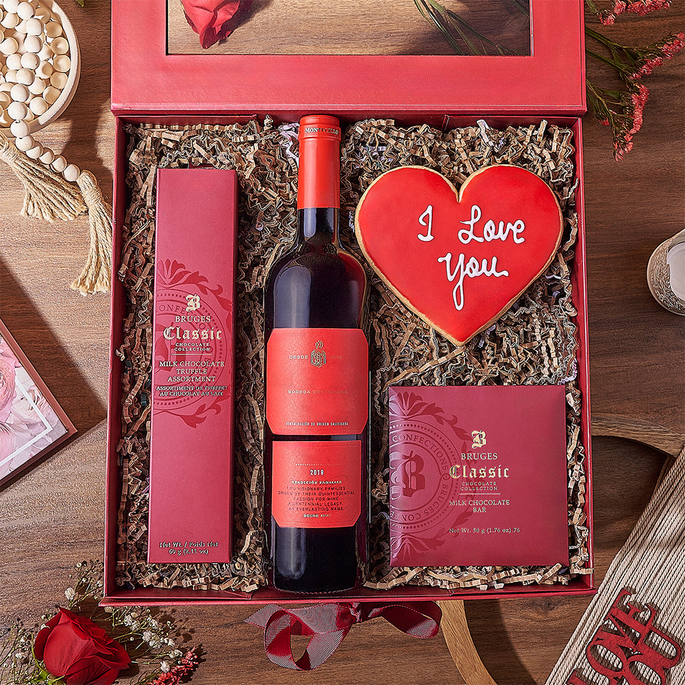 Hinged Gift Box with Red Wine and Bruges Chocolates for Valentine's – how the gift is presented