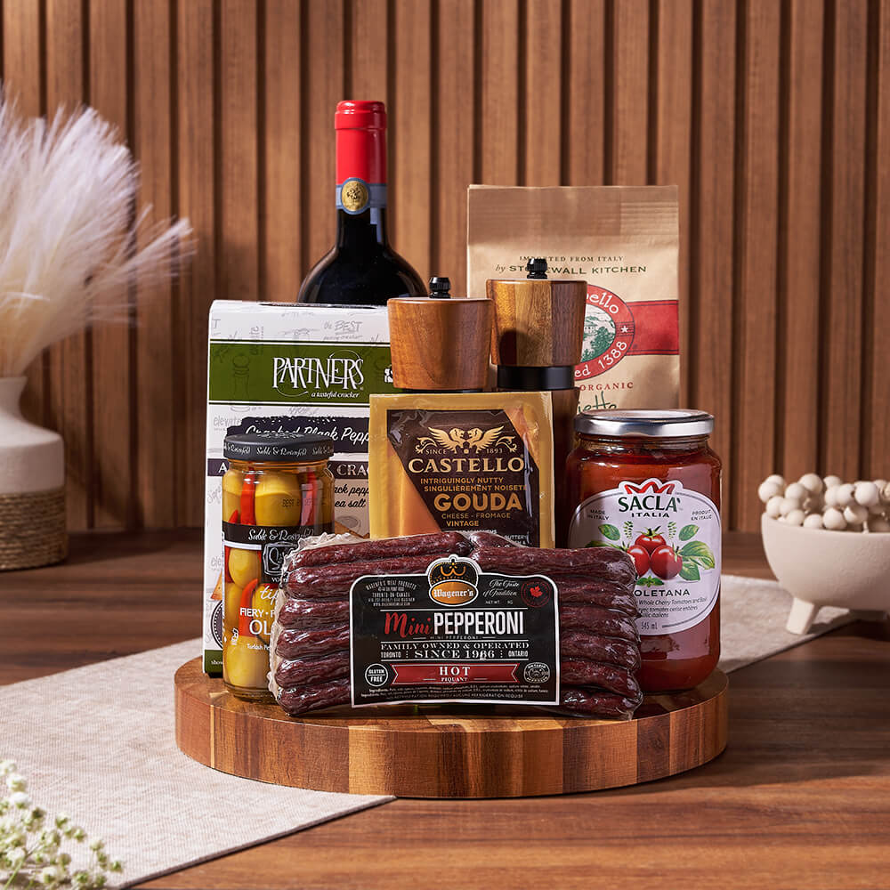 Mini Pepperoni and Wine Basket – how the gift is presented